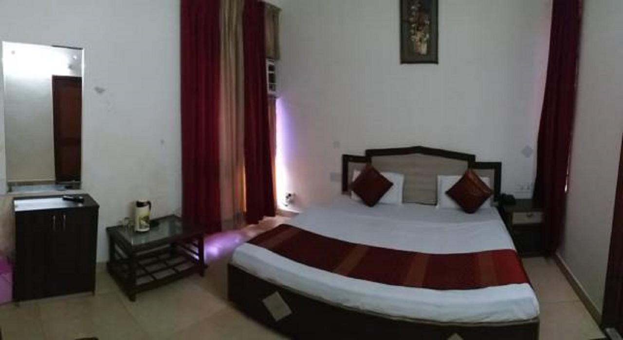 Hotel Rama Palace Katra  Εξωτερικό φωτογραφία